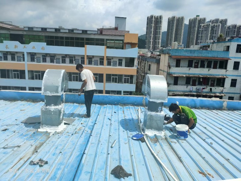 滑县钢结构屋面涂料维修方法